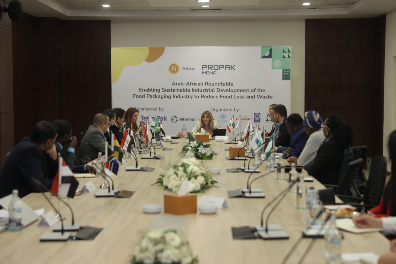Round Table